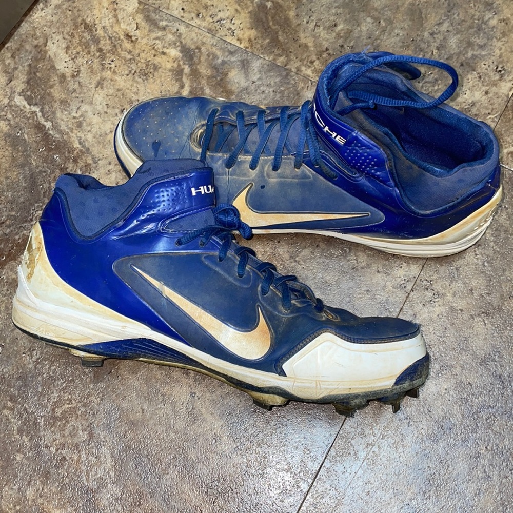 Nike mens cleats
